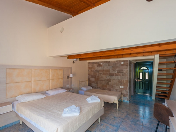Maisonette with sea view