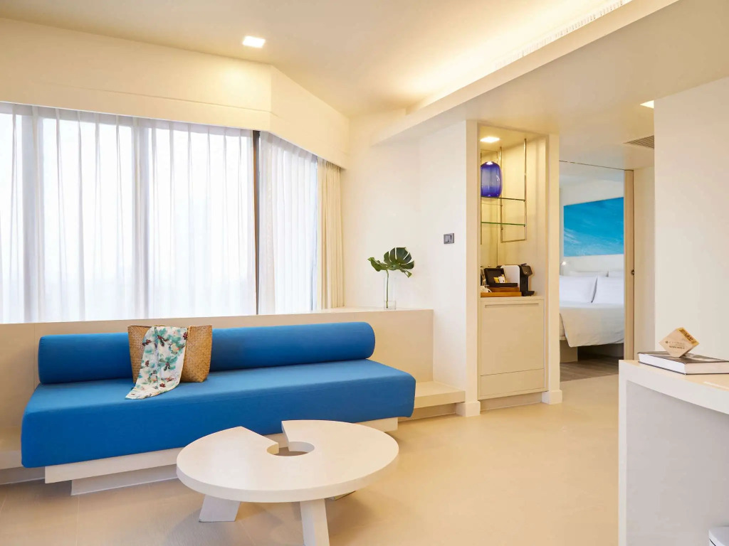 Номер Premium с 2 комнатами в Отель Pullman Pattaya Hotel G