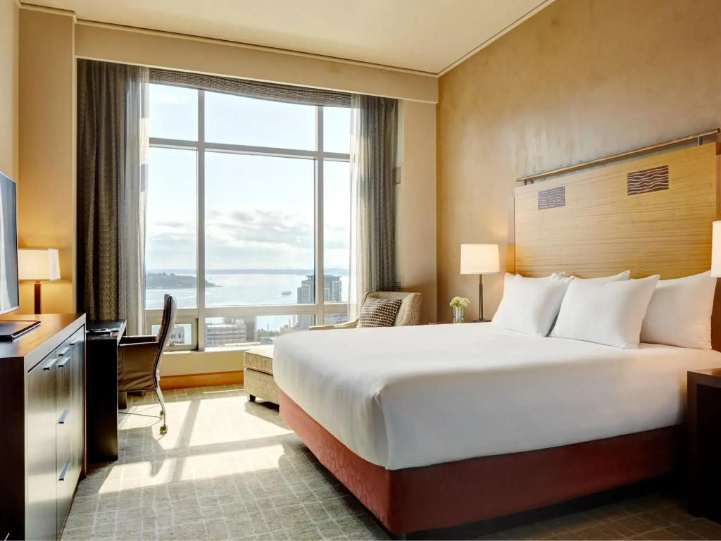 Vesuvio Double Suite (full double bed)