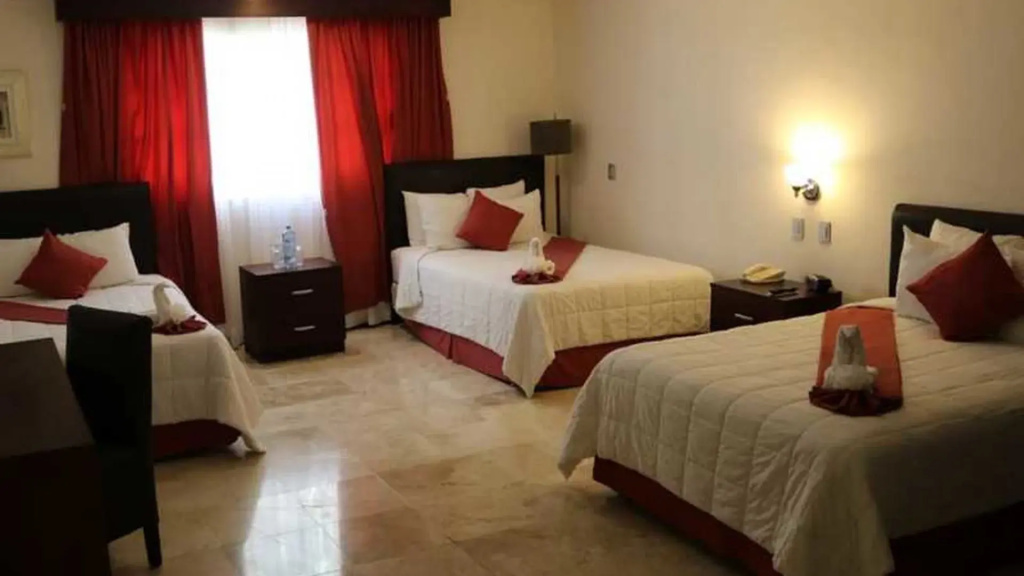 Sextuple Family Master Suite