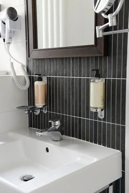 Hotel Brittany 58