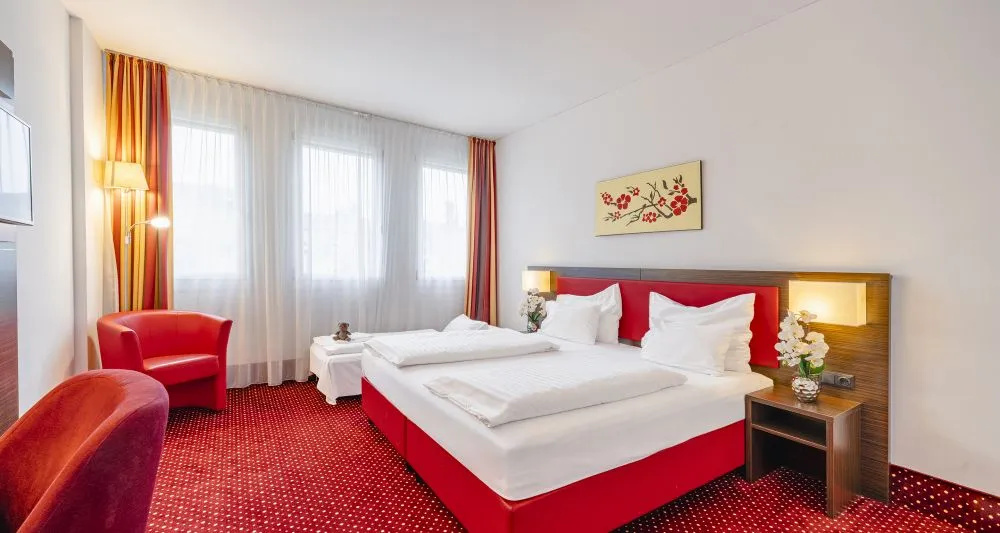 Comfort Double room (full double bed) (bed type is subject to availability)