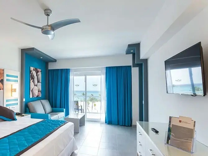 Double room with sea view (twin beds)