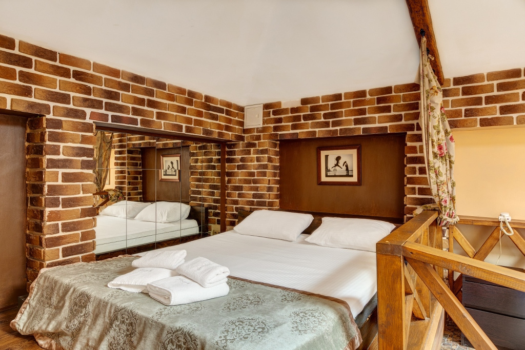 Gazebo Double Junior Suite (full double bed)
