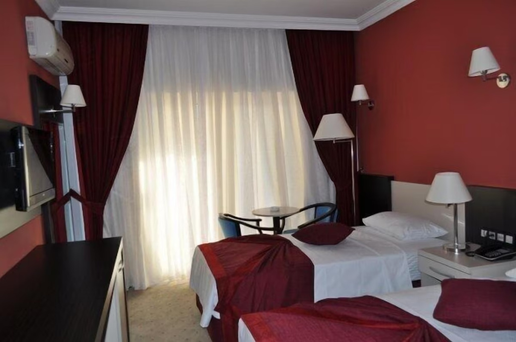 Hotel photo 8