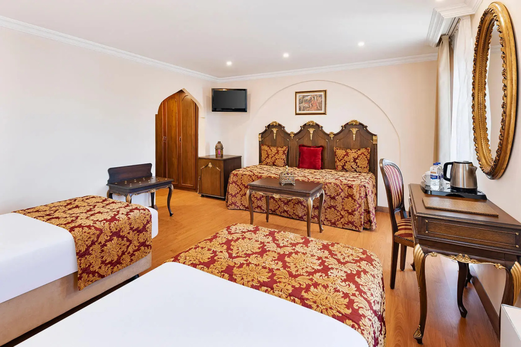 Ottoman Double room (twin beds)