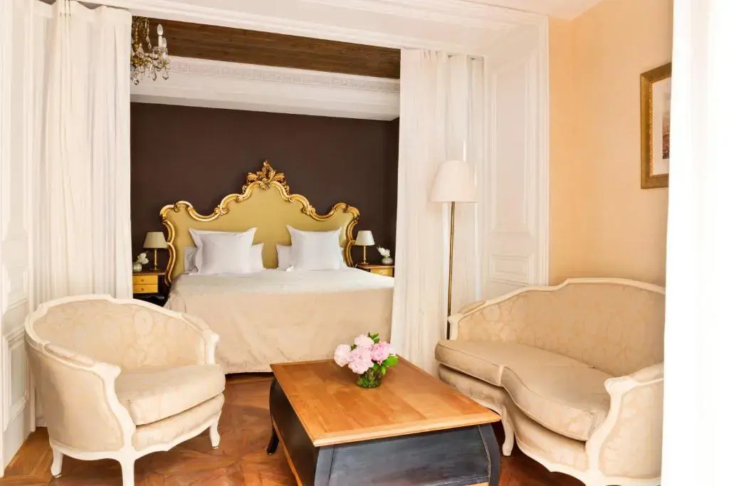Deluxe Premium Triple room
