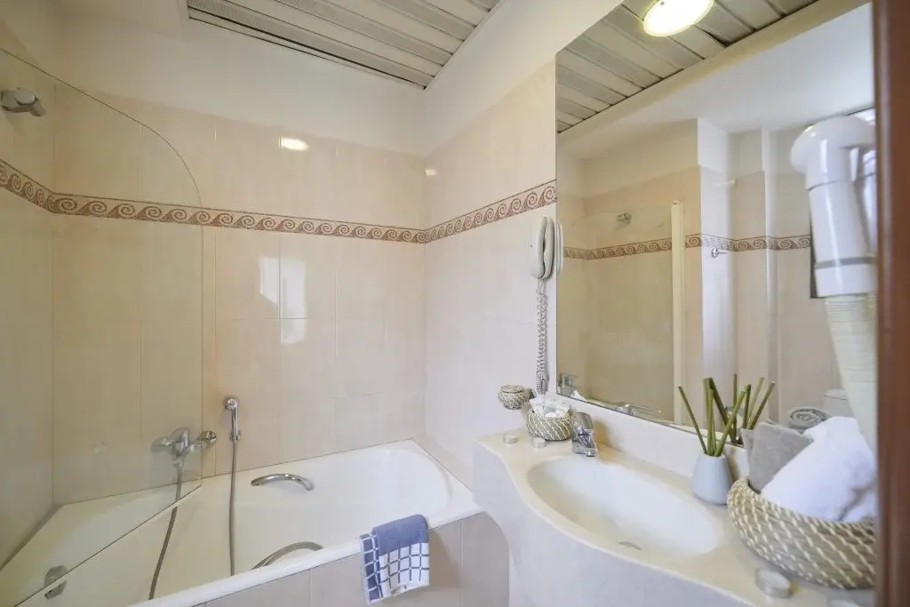 Crystal City Hotel - Chambres