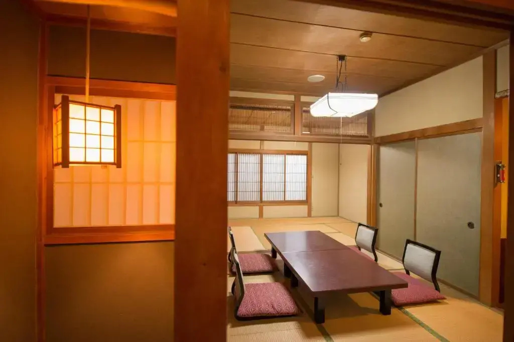 Kappo Ryokan Shiroyama - Chambres