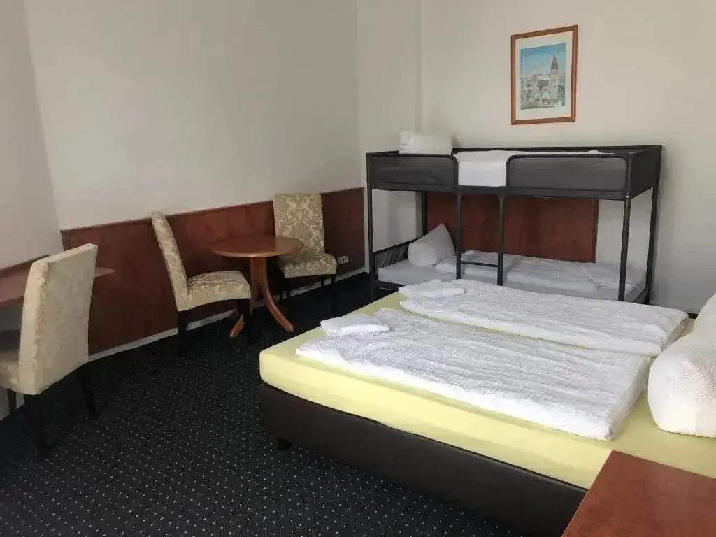Family Quadruple room