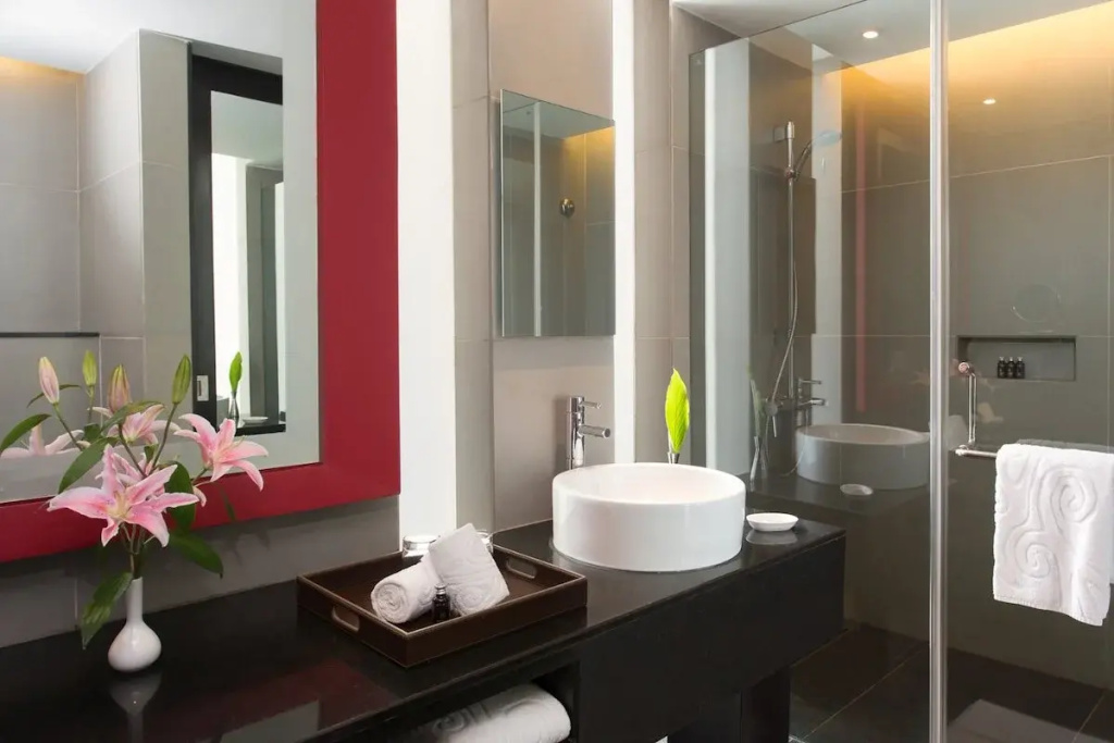 Double Studio Suite (full double bed)
