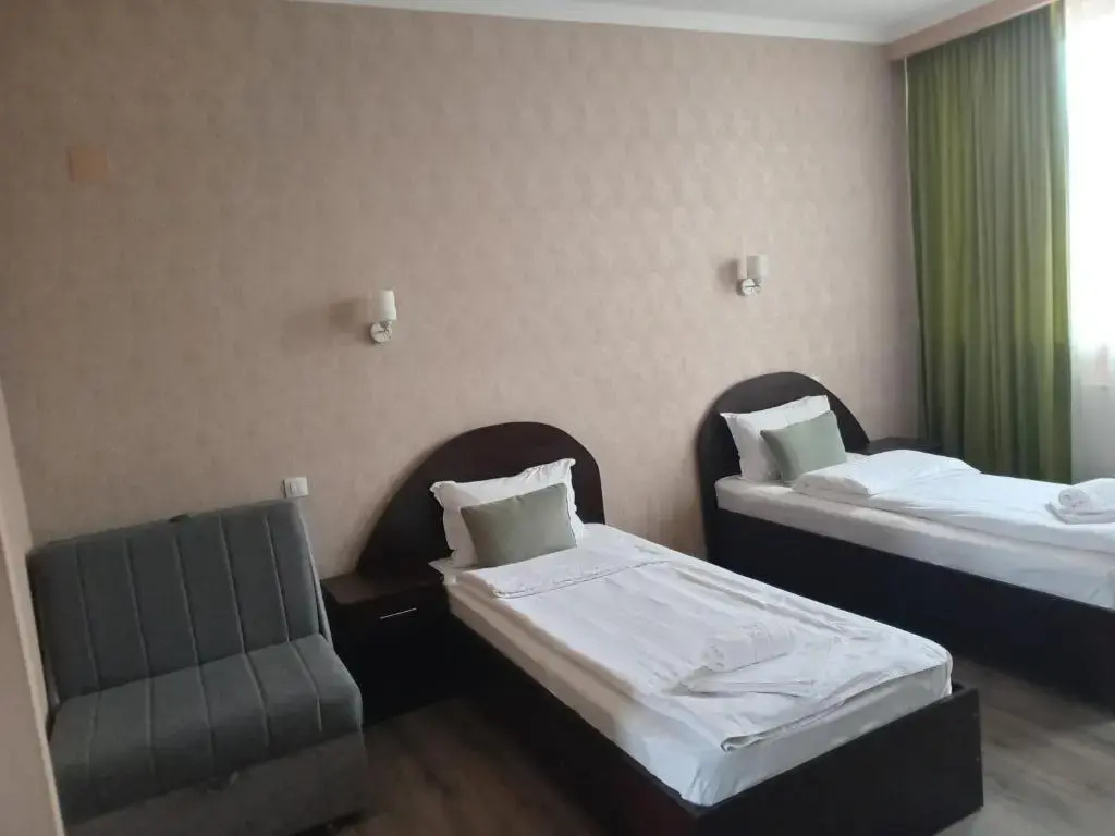 Double room (twin beds)