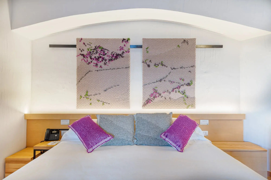Deluxe Sea View Double Junior Suite (full double bed)