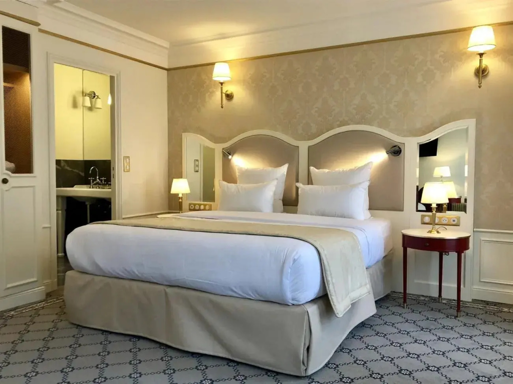 Deluxe Double room (twin beds)