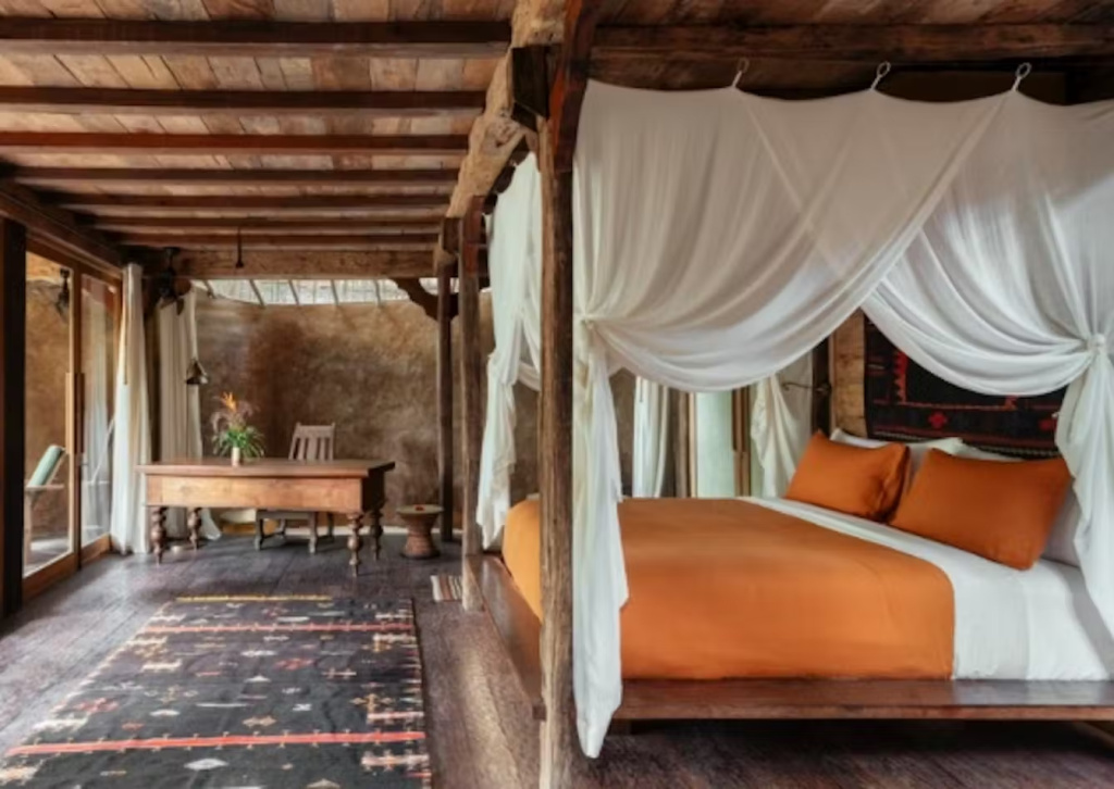 Jambu Teak House