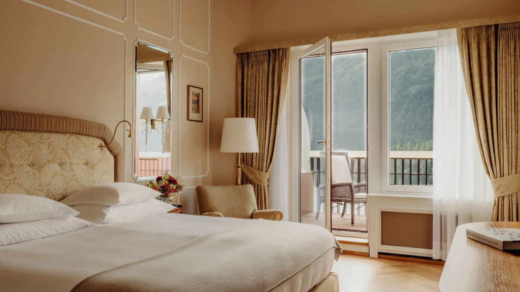 Palace Double Suite (full double bed)