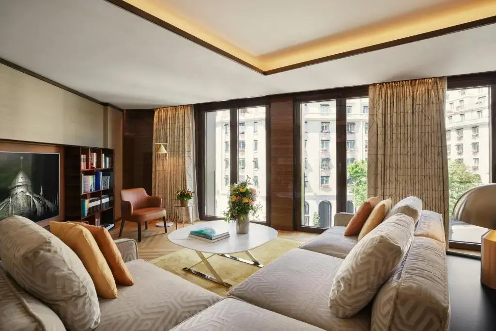 Bvlgari Hotel Paris 8