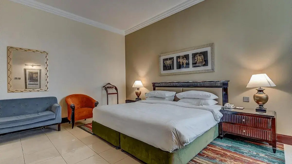 City Seasons Suites - Chambres