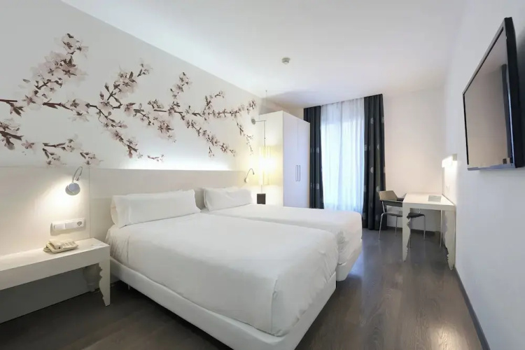 Double room (twin beds)