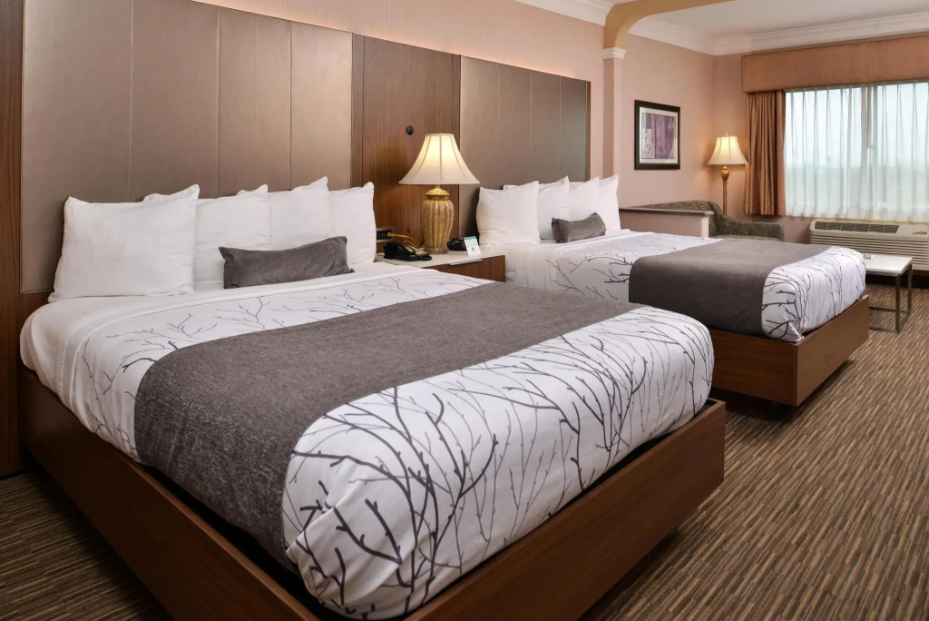 Best Western Plus Suites Hotel - LAX  Airport LA Stadium — фото