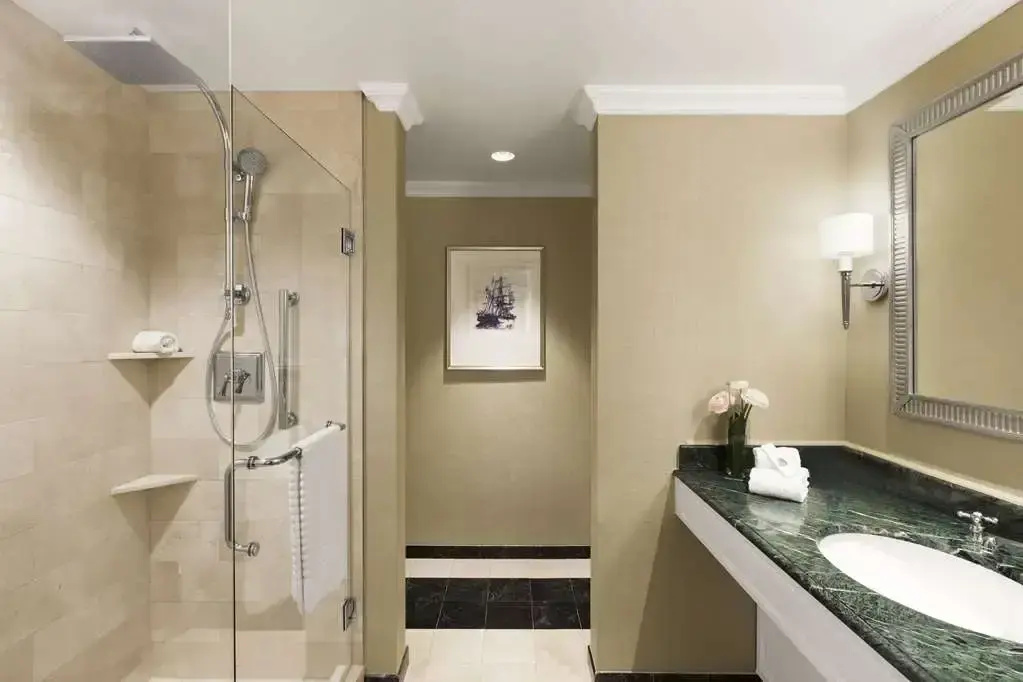 Premier Double room (full double bed)