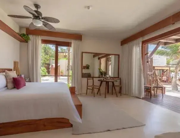 Plunge Pool Ground Floor Suite with sea view