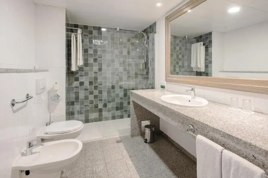 Holiday Inn Algarve Albufeira by IHG - Général