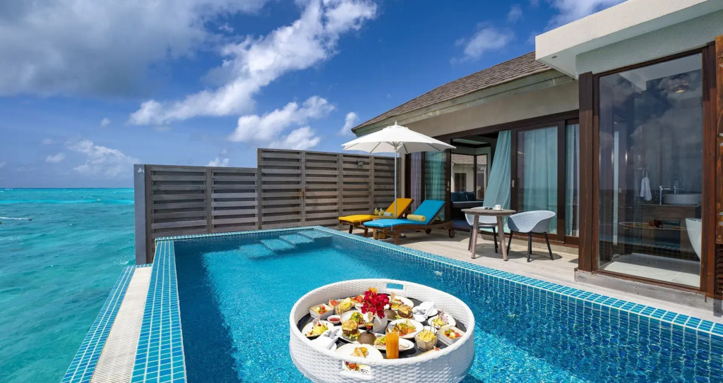 Sunset Water Double Pool Villa