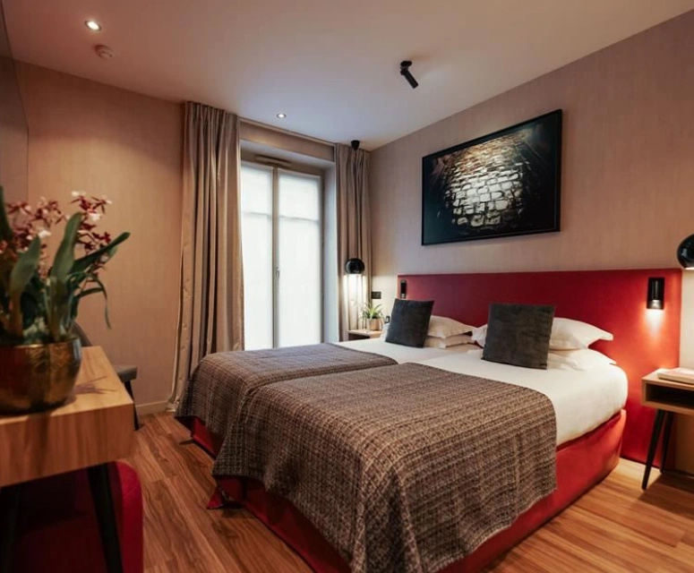 Hotel Atmospheres 64
