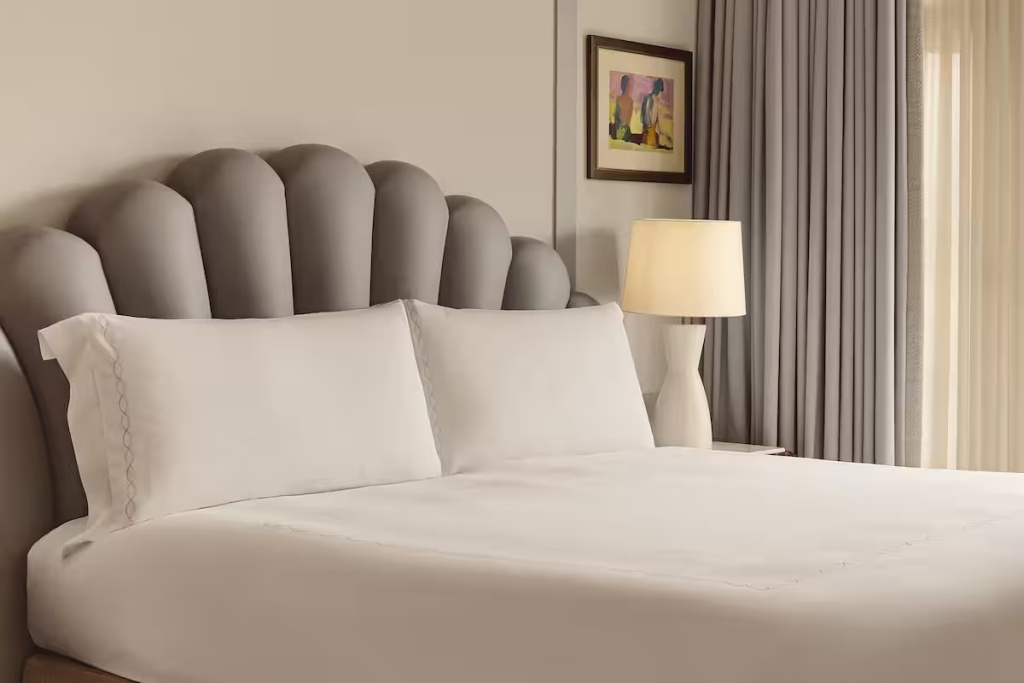 Mayfair Double Suite (full double bed)