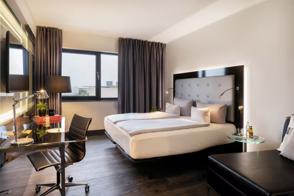The INNSiDE Premium Double room (full double bed)