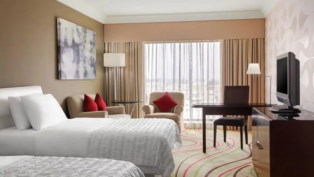 Le Meridien Club Double room (twin beds)