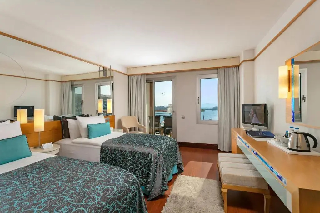 Standard Double room with sea view (twin beds)