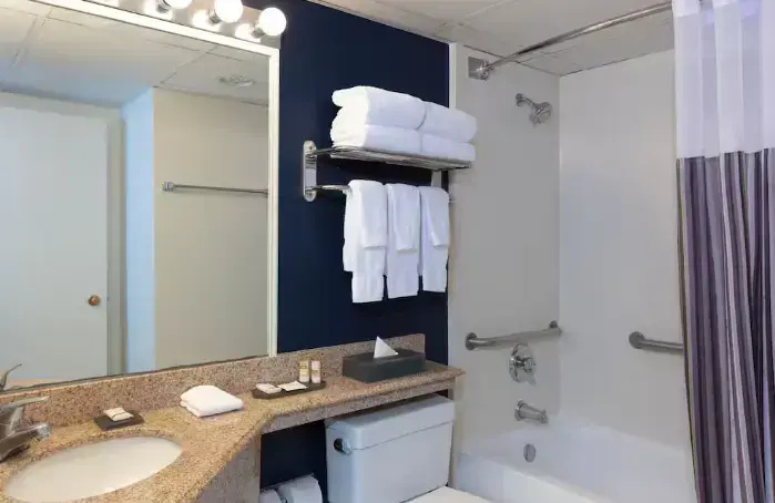La Quinta Inn & Suites by Wyndham Secaucus Meadowlands - Chambres