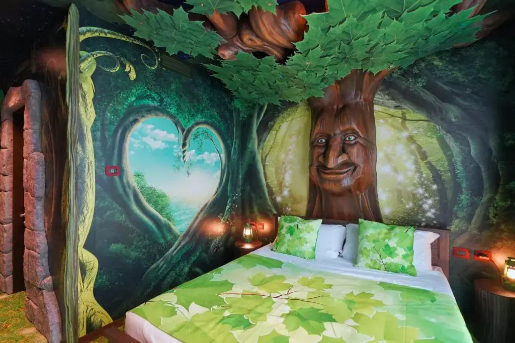 Gardaland Magic Hotel - Tap to explore photos