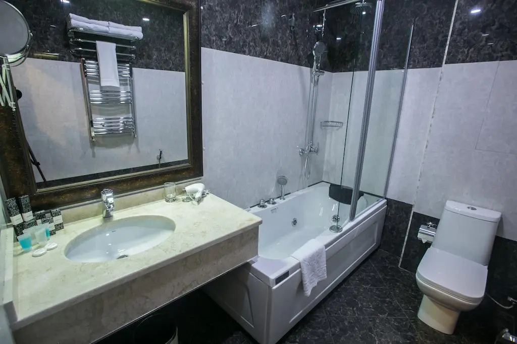 Emerald Hotel, Баку, Азербайджан мініатюра 20