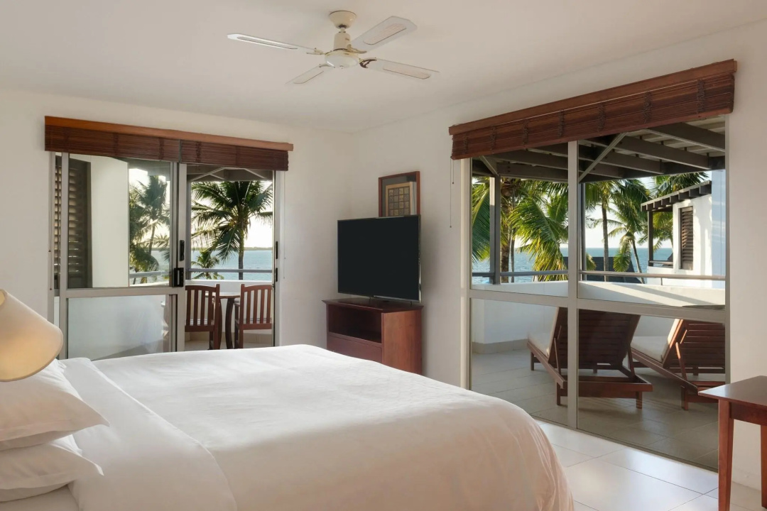 Sheraton Denarau Villas — a balcony