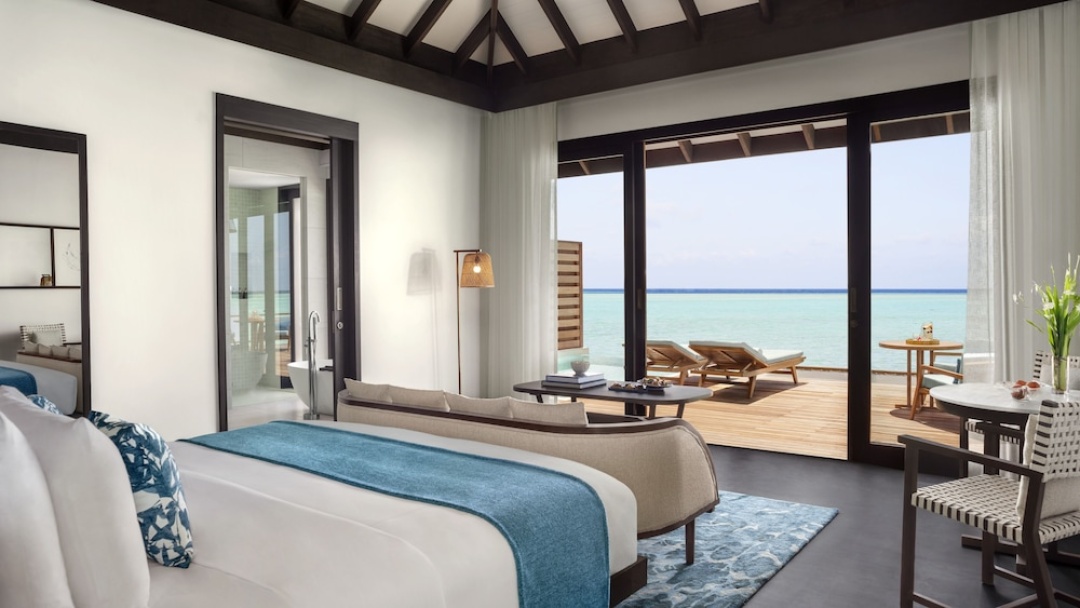Anantara Veli Maldives Resort — a balcony