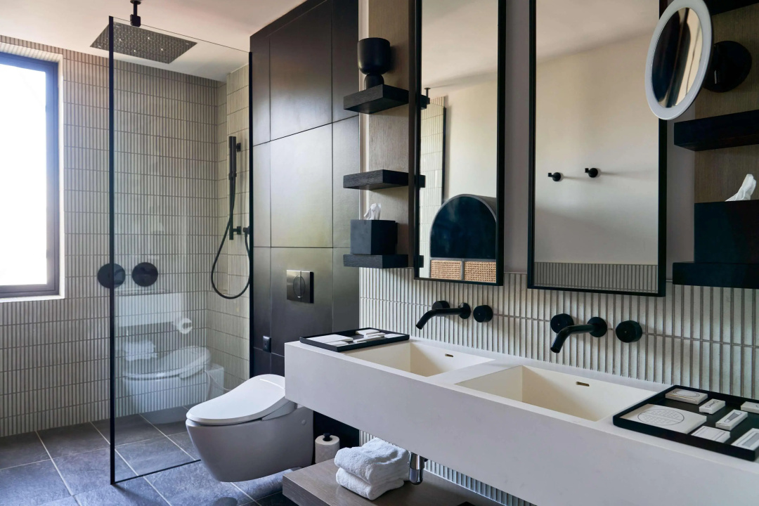 LUX* Grand Baie — a bathroom