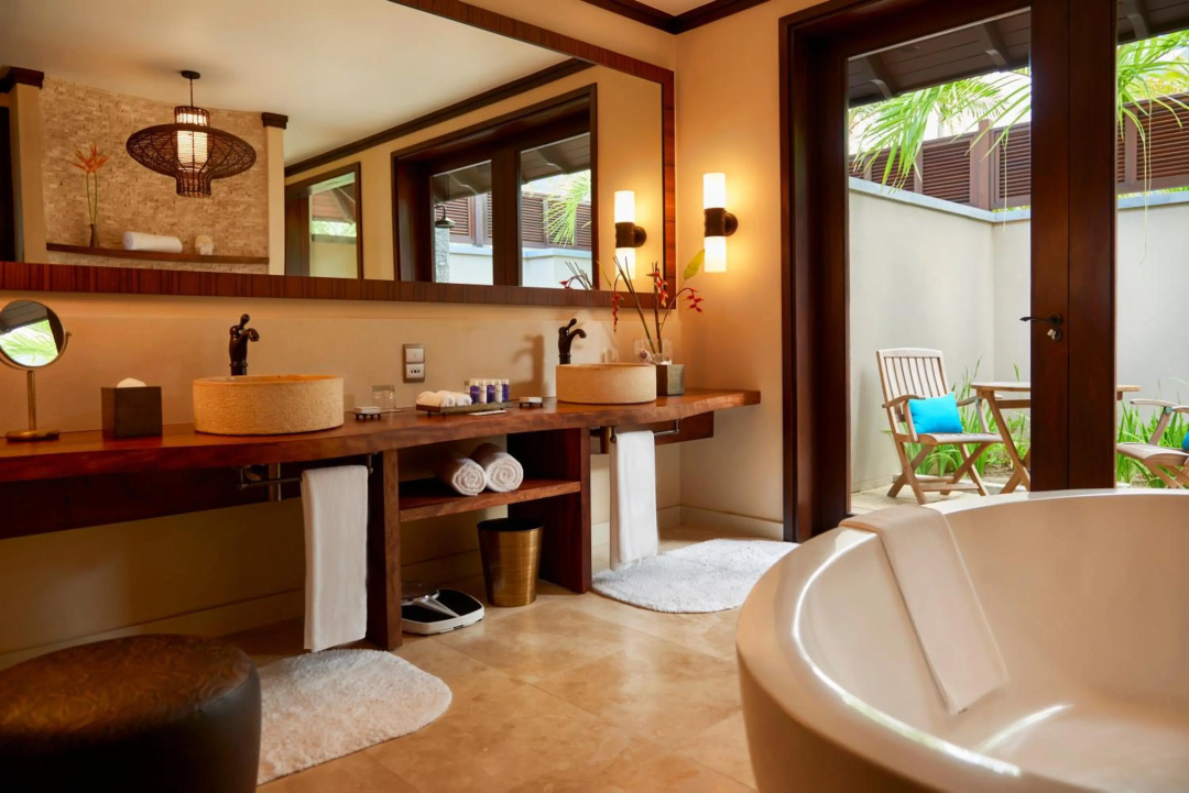 STORY Seychelles — the lobby