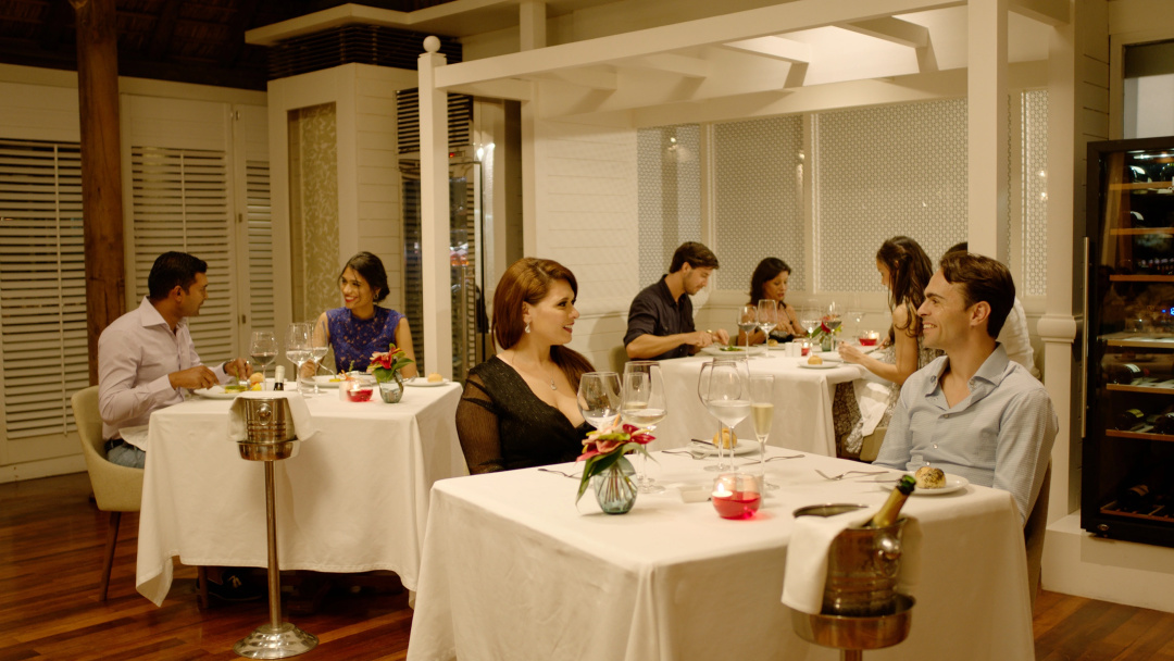 Sands Suites Resort & Spa — dining