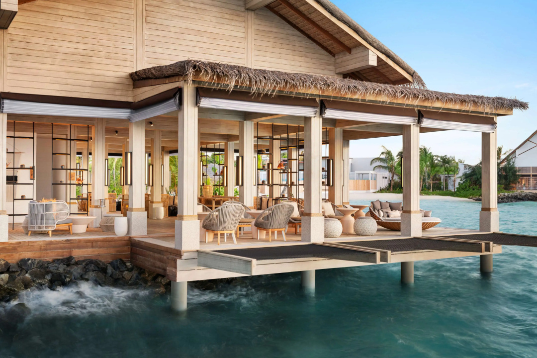 Hilton Maldives Amingiri Resort & Spa — the pool