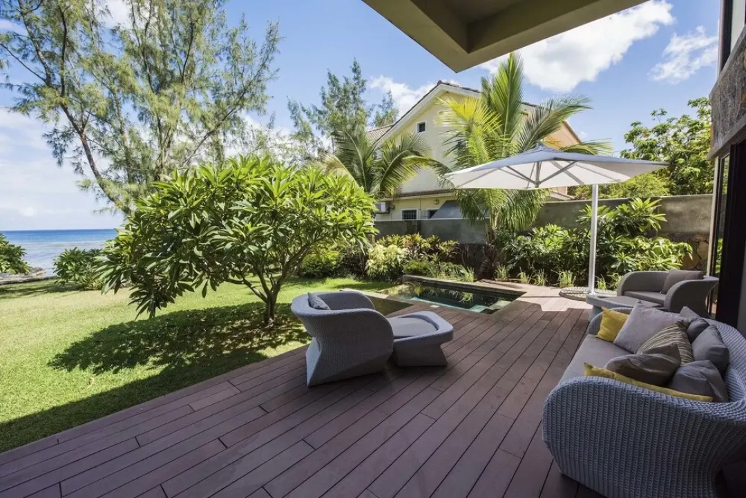 Belle Crique by Horizon Holidays — the grounds