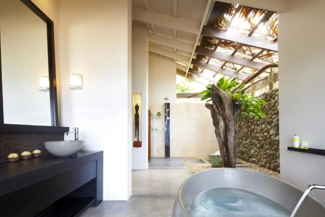 Tadrai Island Resort-Fiji — the grounds
