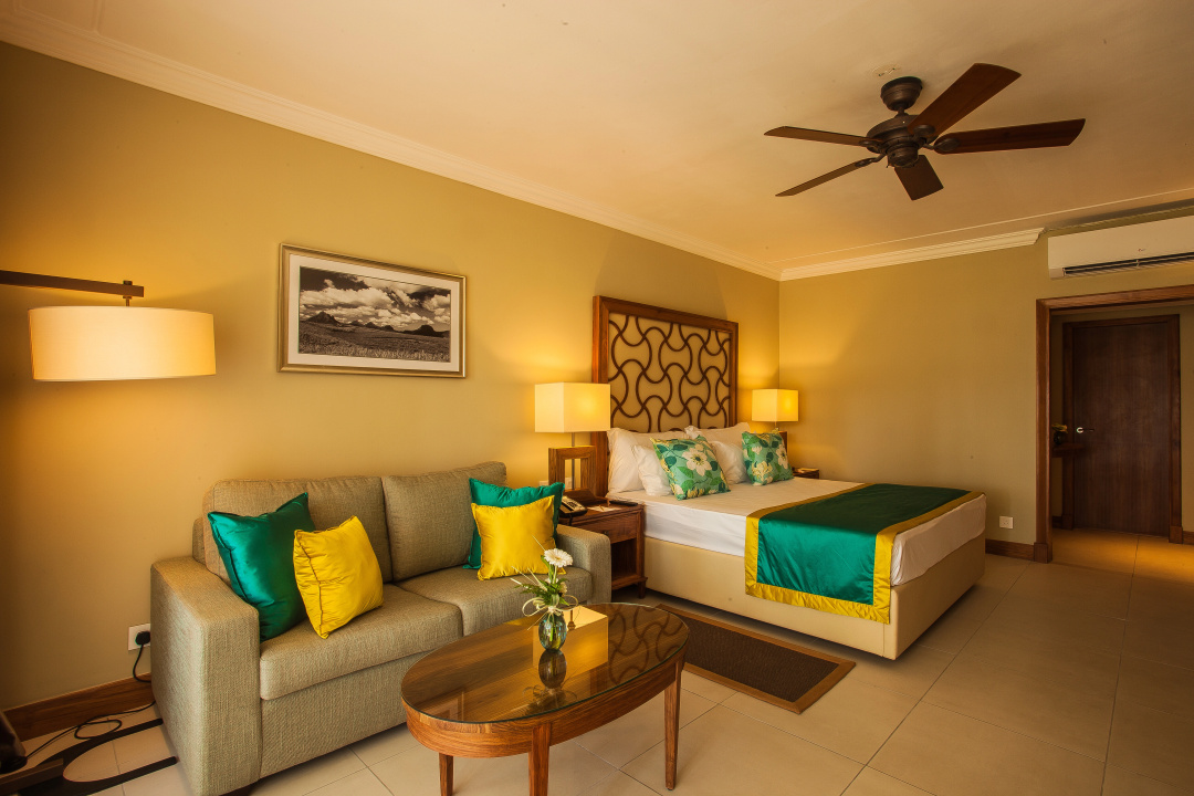 Sands Suites Resort & Spa — a room