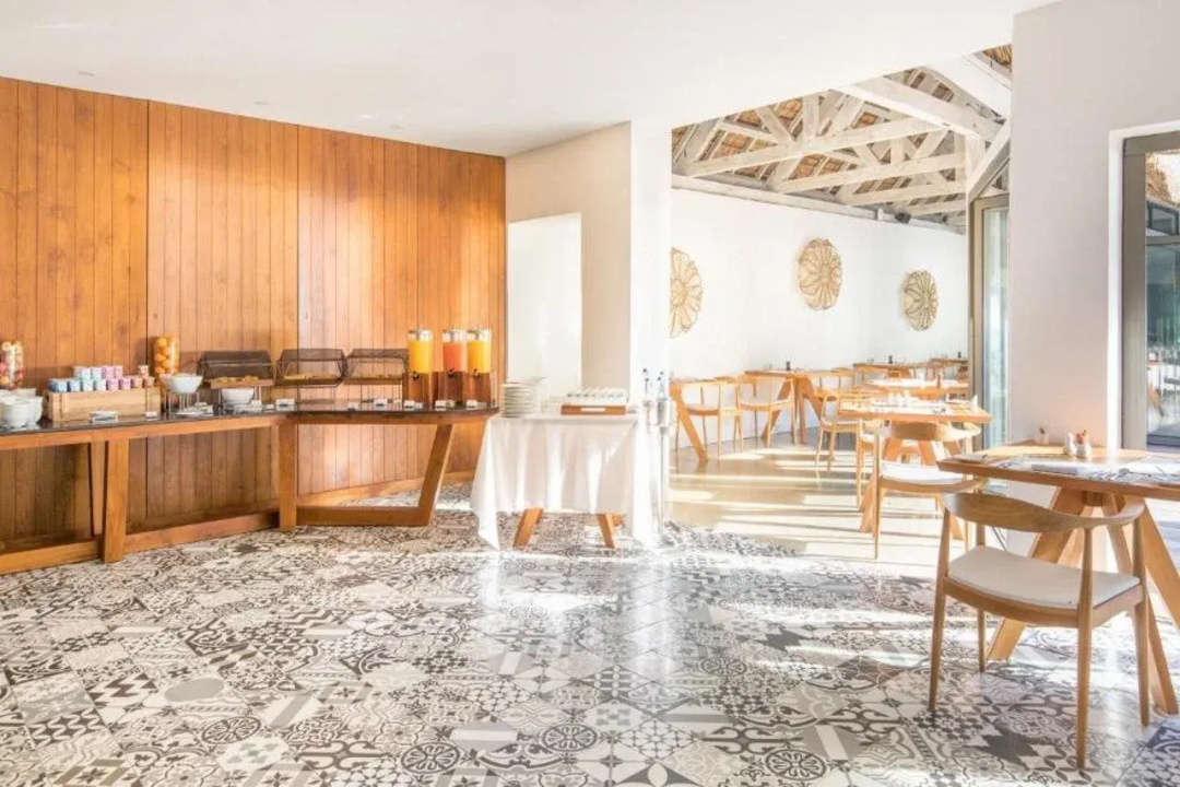Seasense Boutique Hotel & Spa — dining