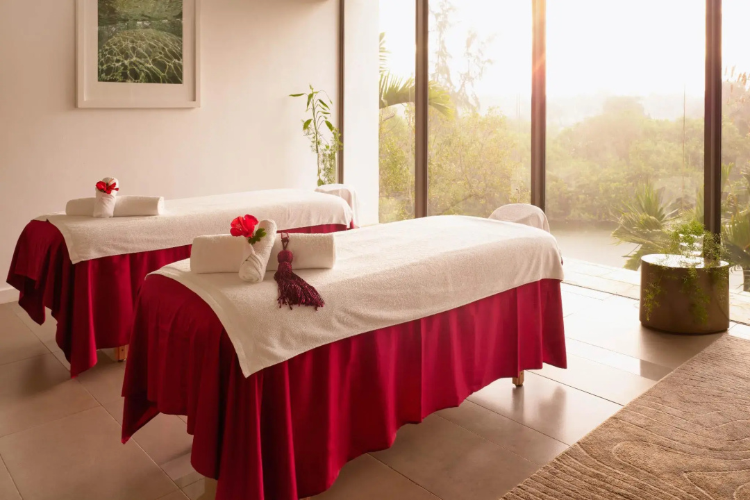 Long Beach Mauritius — a room