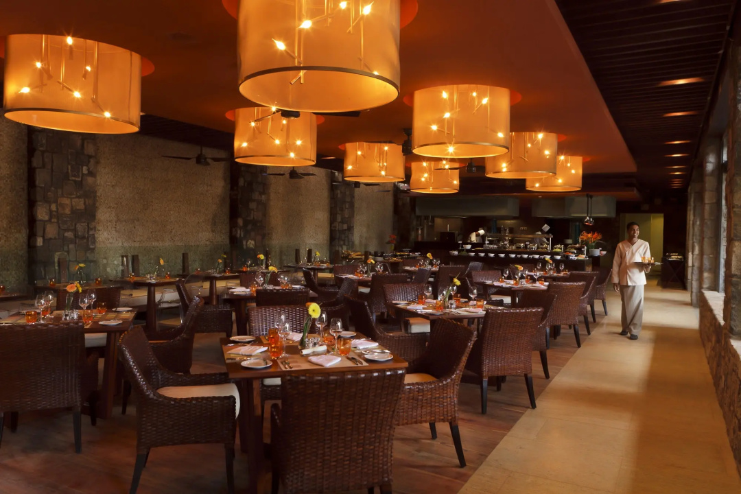 Le Jadis Beach Resort & Wellness - Managed by Banyan Tree Hotels & Resorts — dining