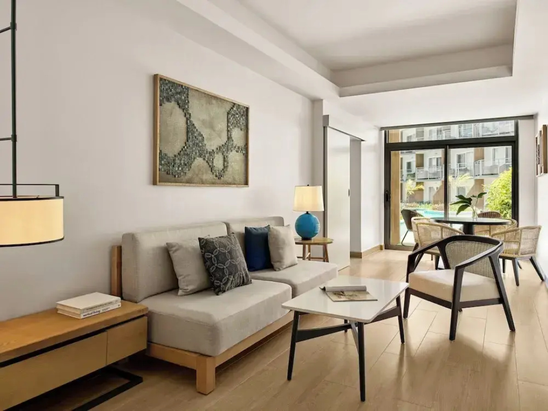 2 Bedrooms Family Suite with garden view
