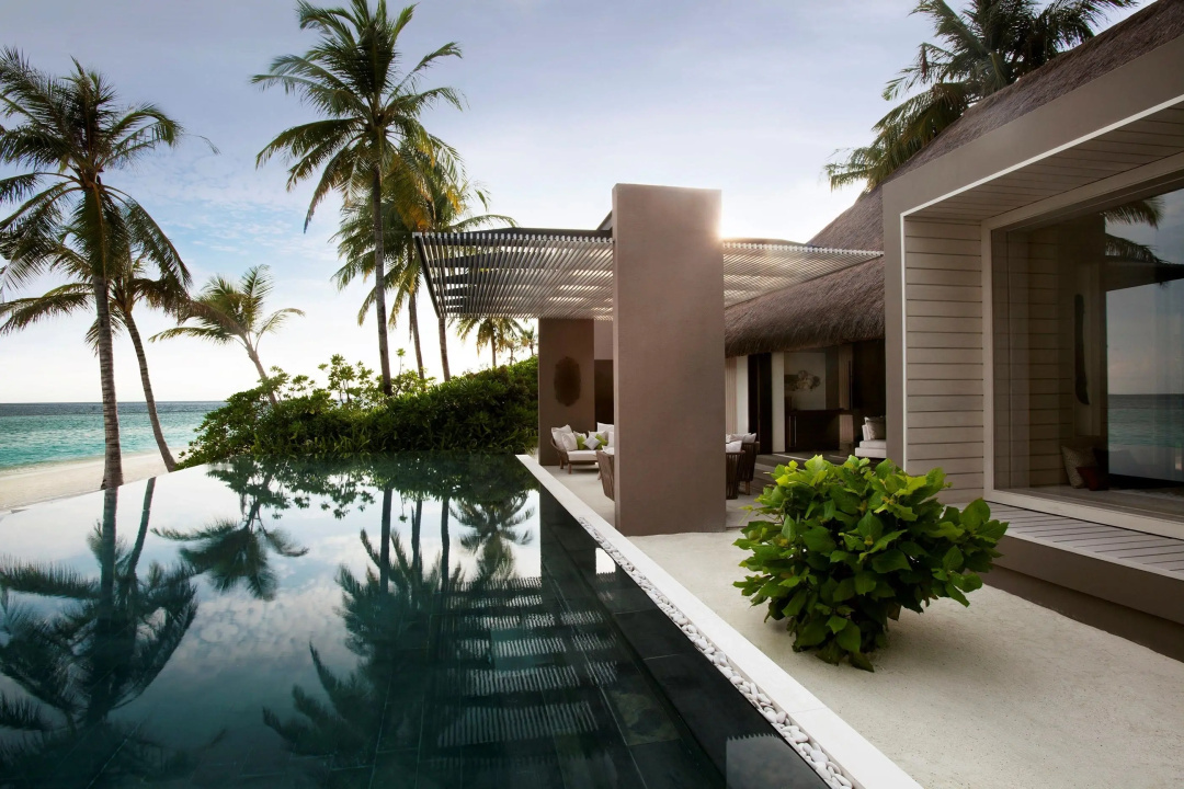 Cheval Blanc Randheli — the beach